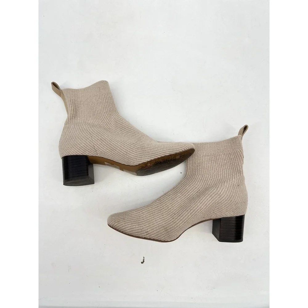 Everlane The Glove Boot in ReKnit Bone Cream Ribbed Sock Ankle Boots Size 7.5